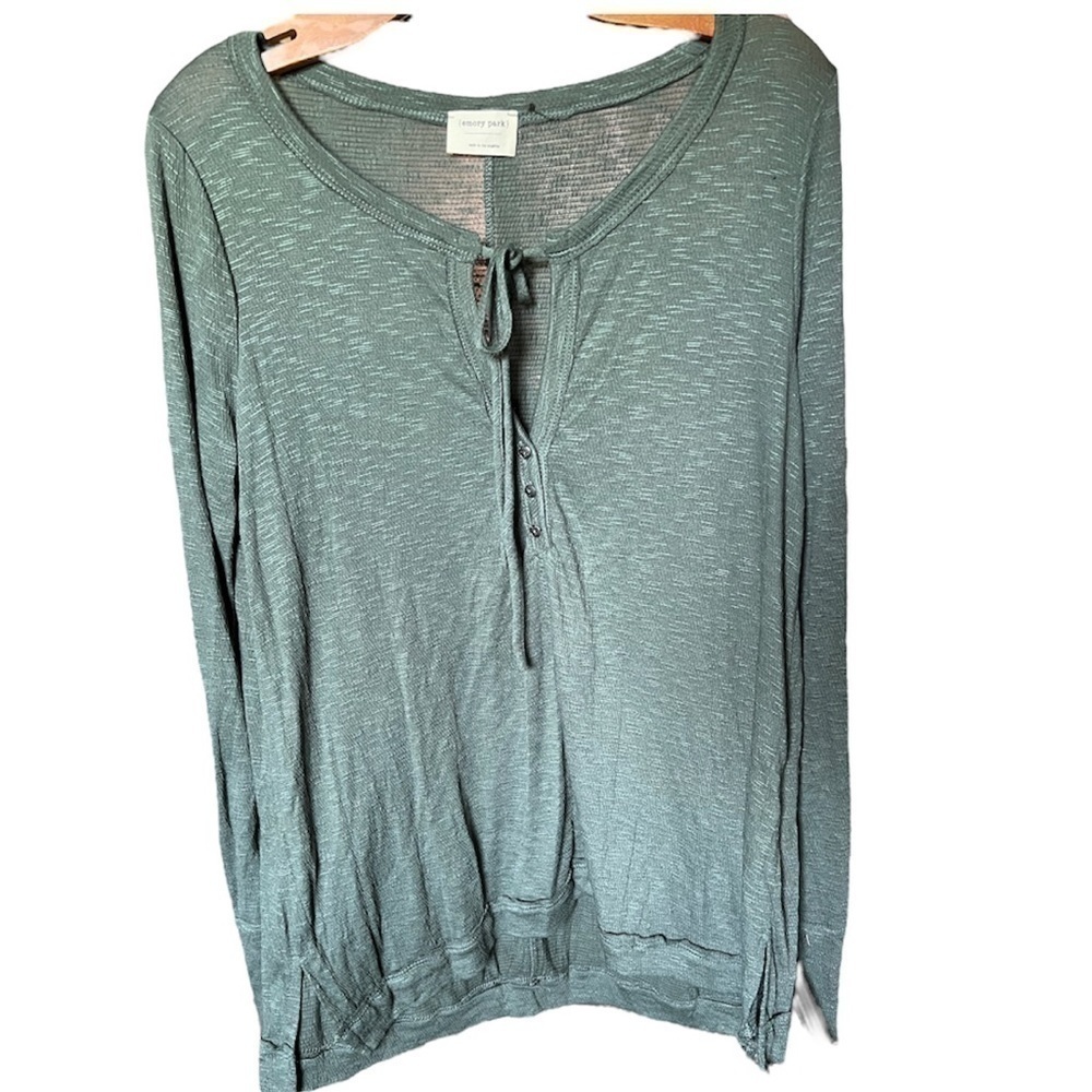 Green V neck Long Sleeve top M